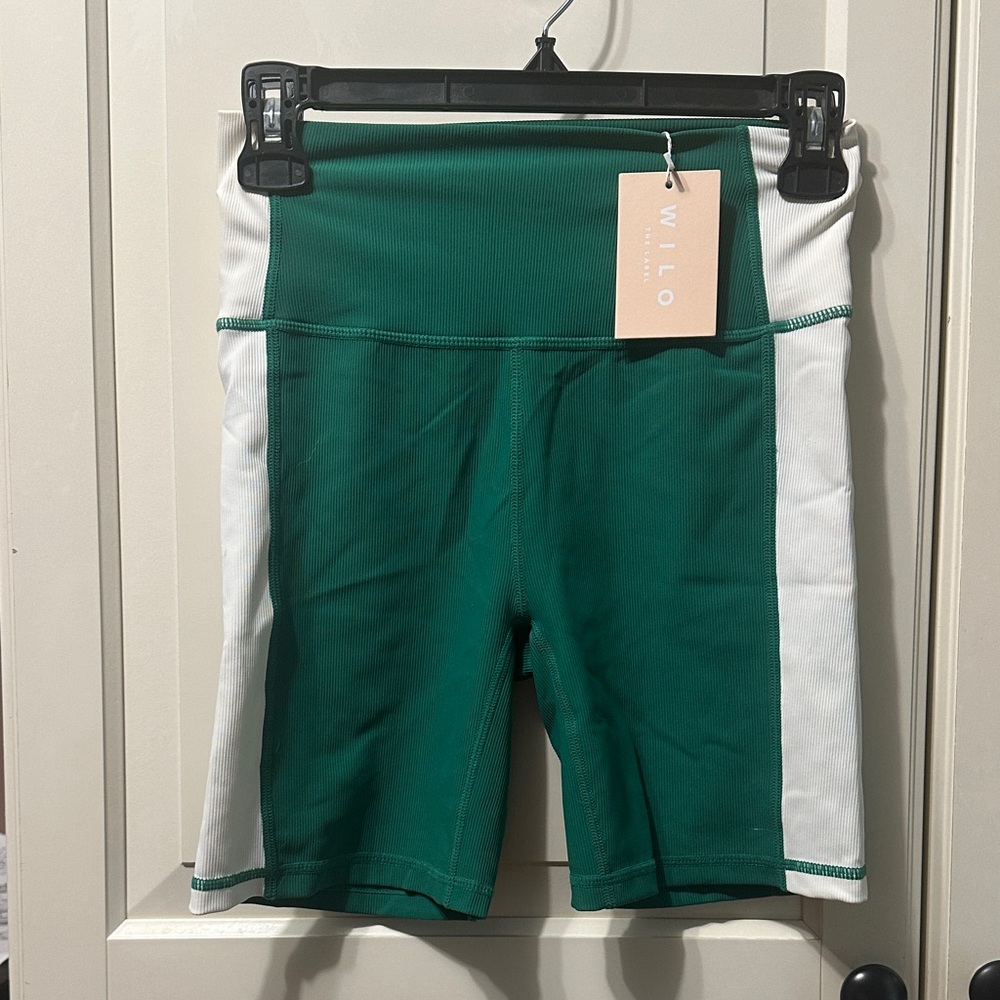 Wilo Women's Green and White Bike Shorts